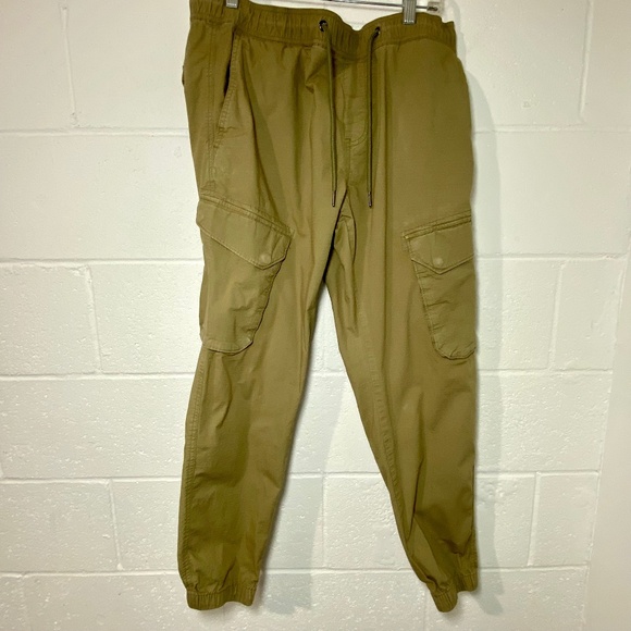 BP Men's Khaki Cargo Pants with Elastic Cuffs - Picture 1 of 9